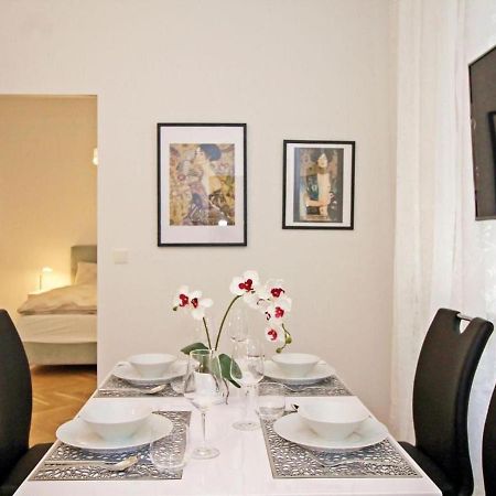 Ferienwohnung Klimt Wina Bagian luar foto